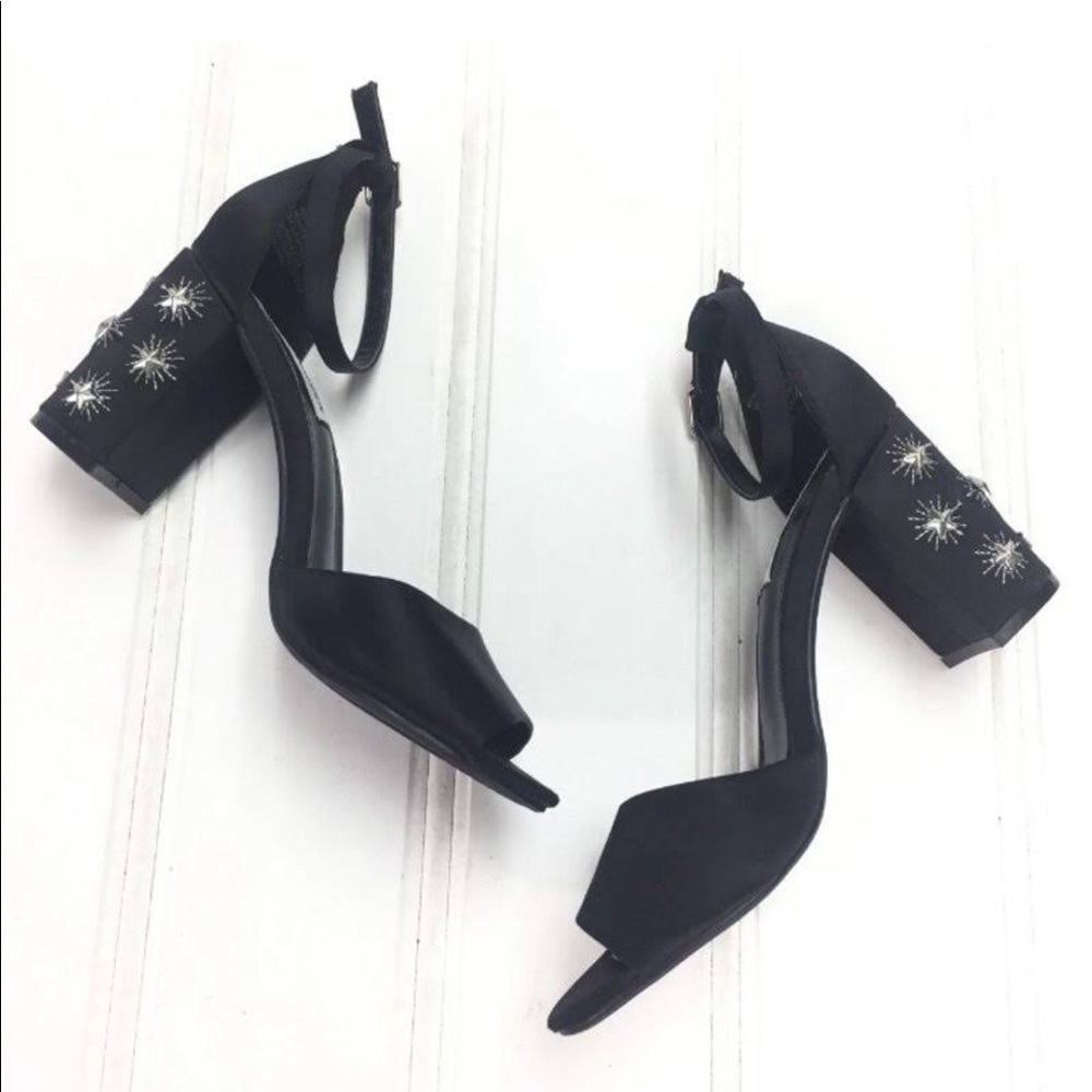Steve Madden Satin Mena Heels And Stars! size 9